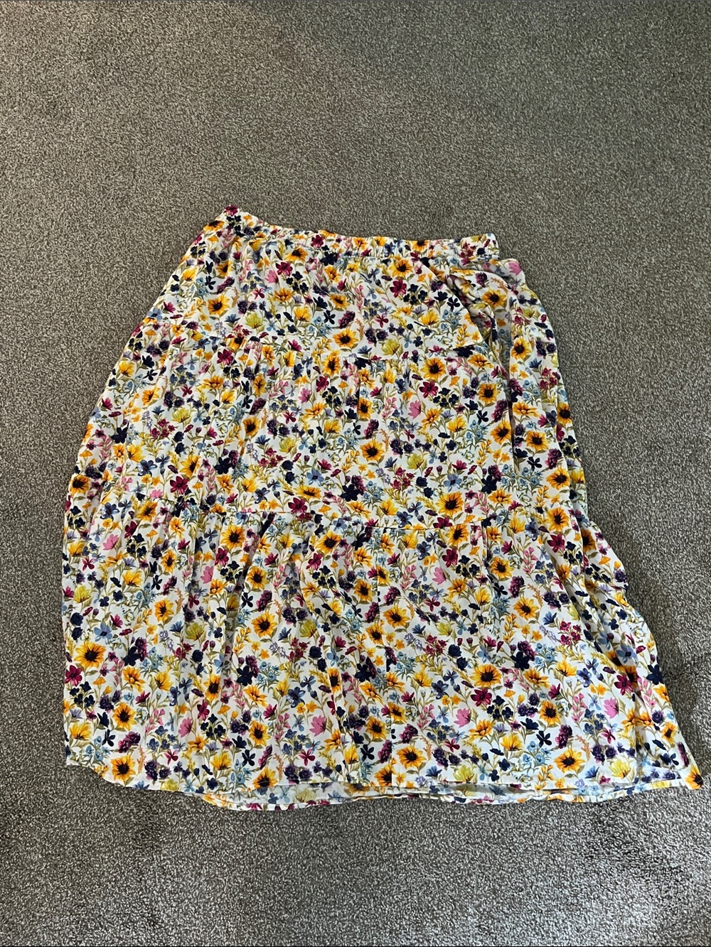 Old Navy Floral Maxi Skirt - White with Yellow & Pink Flowers